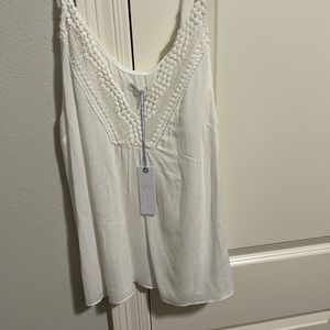 NWT Gentle Fawn Medium white top
